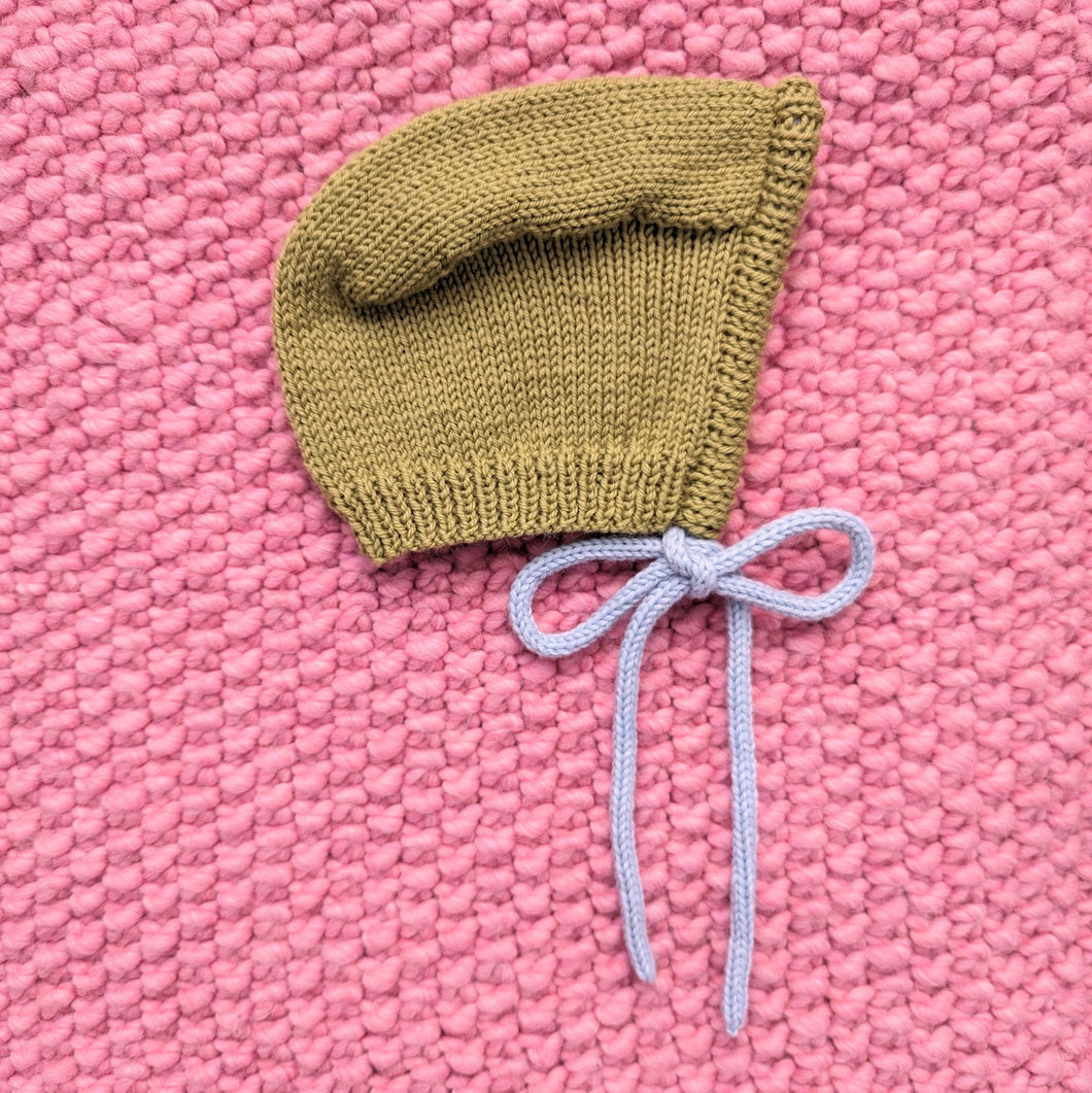 Knitting Pattern - Baby Bonnet